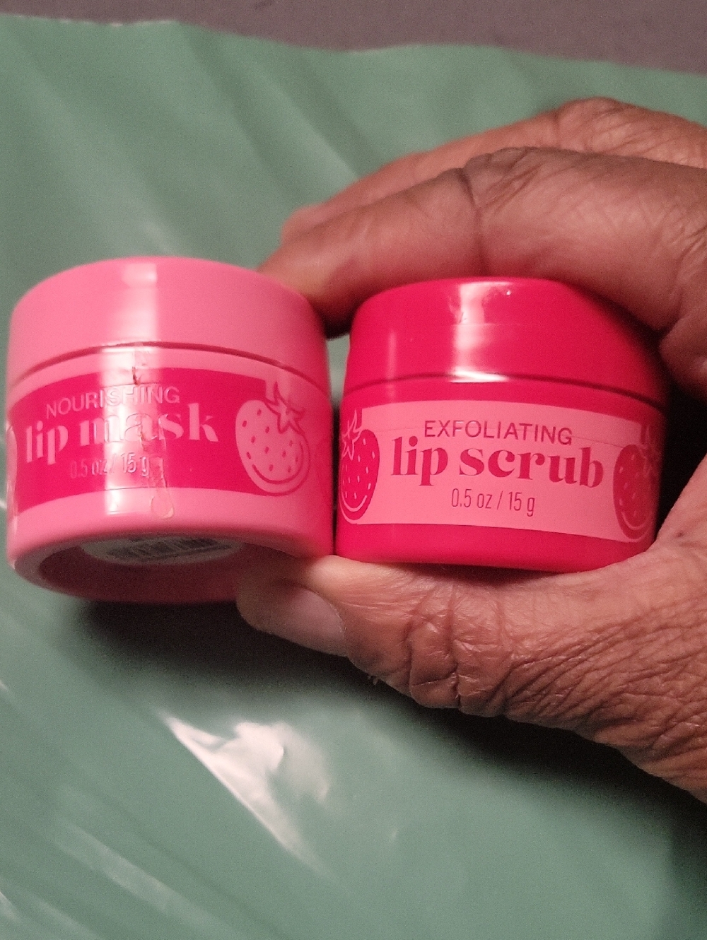 Bath & Body Works Pink and Hot Pink Strawberry Lip Mask & Scrub Duo